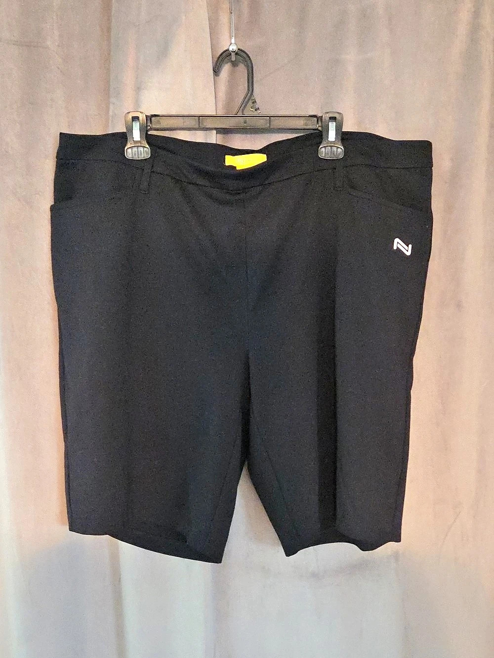Nola Athletic Shorts in Black Size 2X Like New